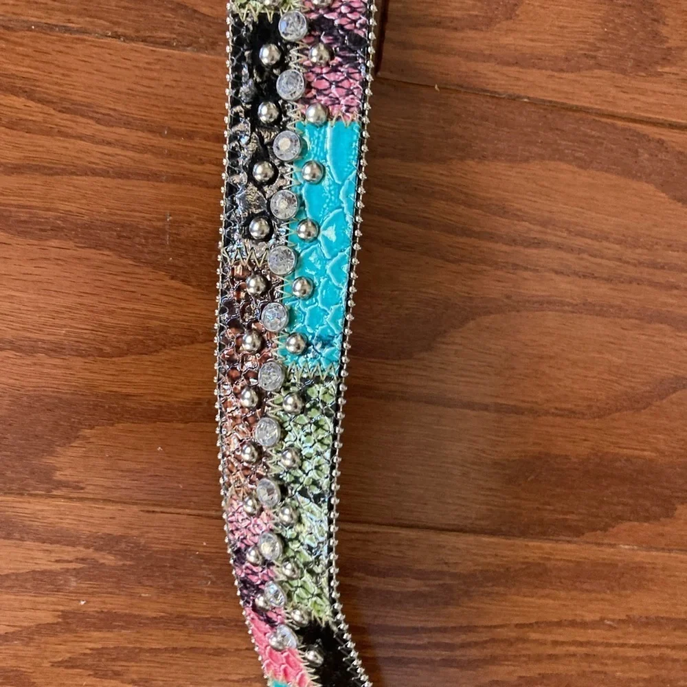 GUESS Belt Multicolor Faux Snakeskin Finish Rhinestones Vintage Y2K Size L